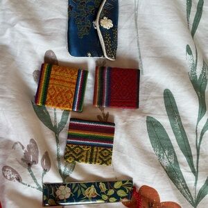 Bundle of art-themed decorations/accessories (bookmark, mini-notebooks)